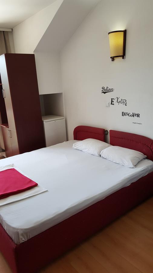 Art Theatre Caffe Hotel Struga Exterior photo